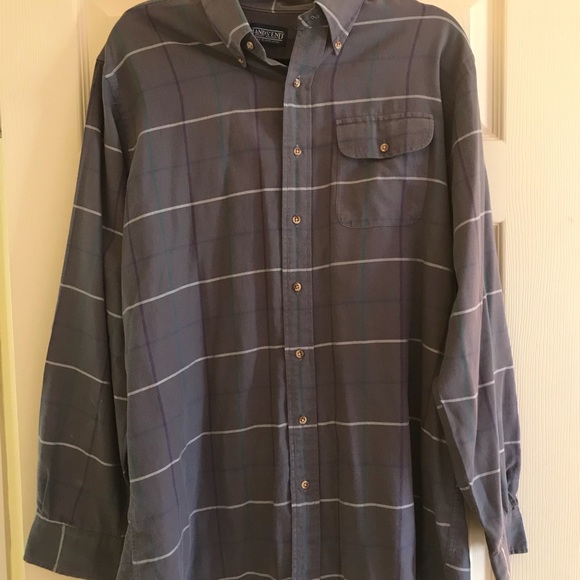 Lands’ End Button-Down - Picture 2 of 5